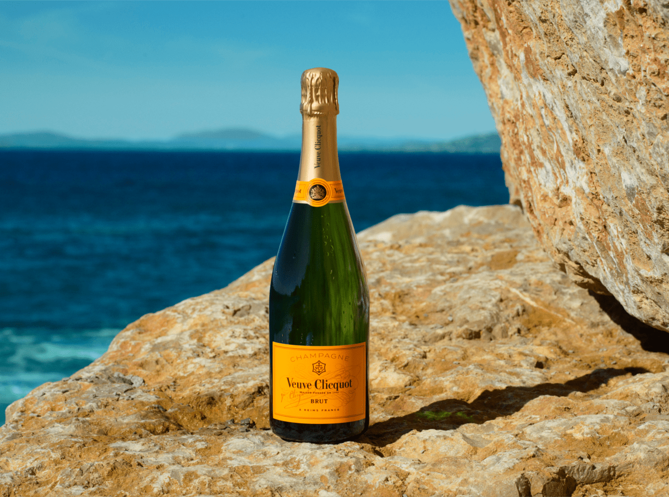 Yayoi Kusama's newest collaboration is with a vintage bottle of Veuve  Clicquot
